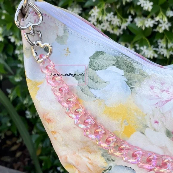 TikTok Famous PINK PEACH Jelly TRIPLE HEARTS Resin Bag Strap Novelty Bag Chain - Picture 6 of 14